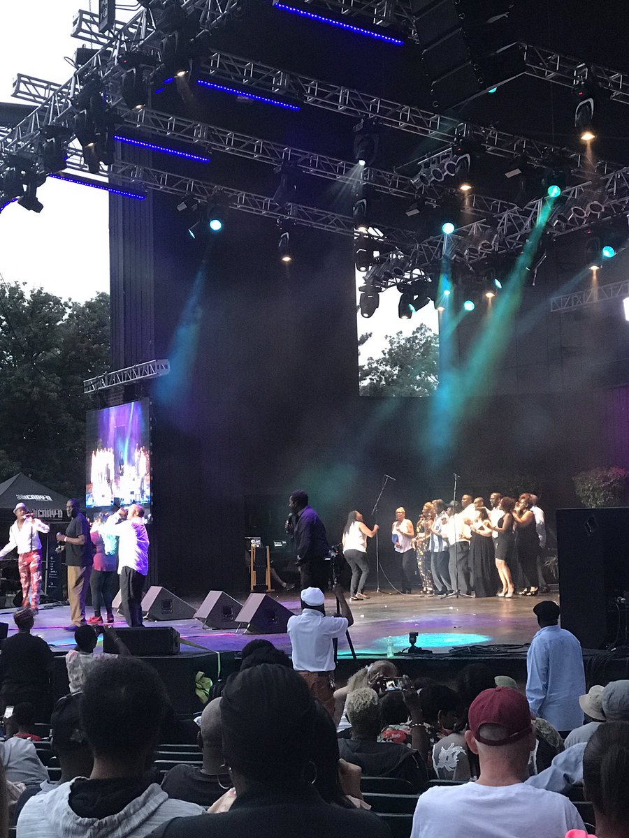 CBSD_PHL's tweet photo. Enjoying recovery idol @DBHIDS @ArthurCEvans @DavidTJones5  recovery is ALIVE in Philly https://t.co/oHqp4i6PJq