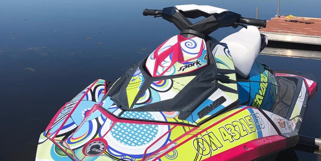 BRPSeaDoo's tweet photo. Happy Fan Friday! Spark some fun with a stylish wrap, like this one on Jade's SPARK. #SeaDoo #SPARKsomefun #graphicart #design https://t.co/pCV66johDI