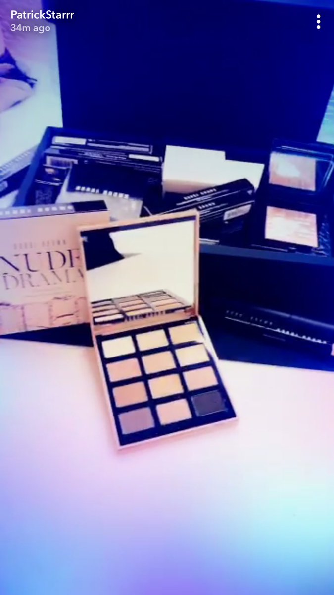 one_eve's tweet photo. @patrickstarrr hook your girl up for her wedding anniversary!! 💕💕💕 #unboxTayTay @BobbiBrown #nudedrama https://t.co/82yi4LufHe