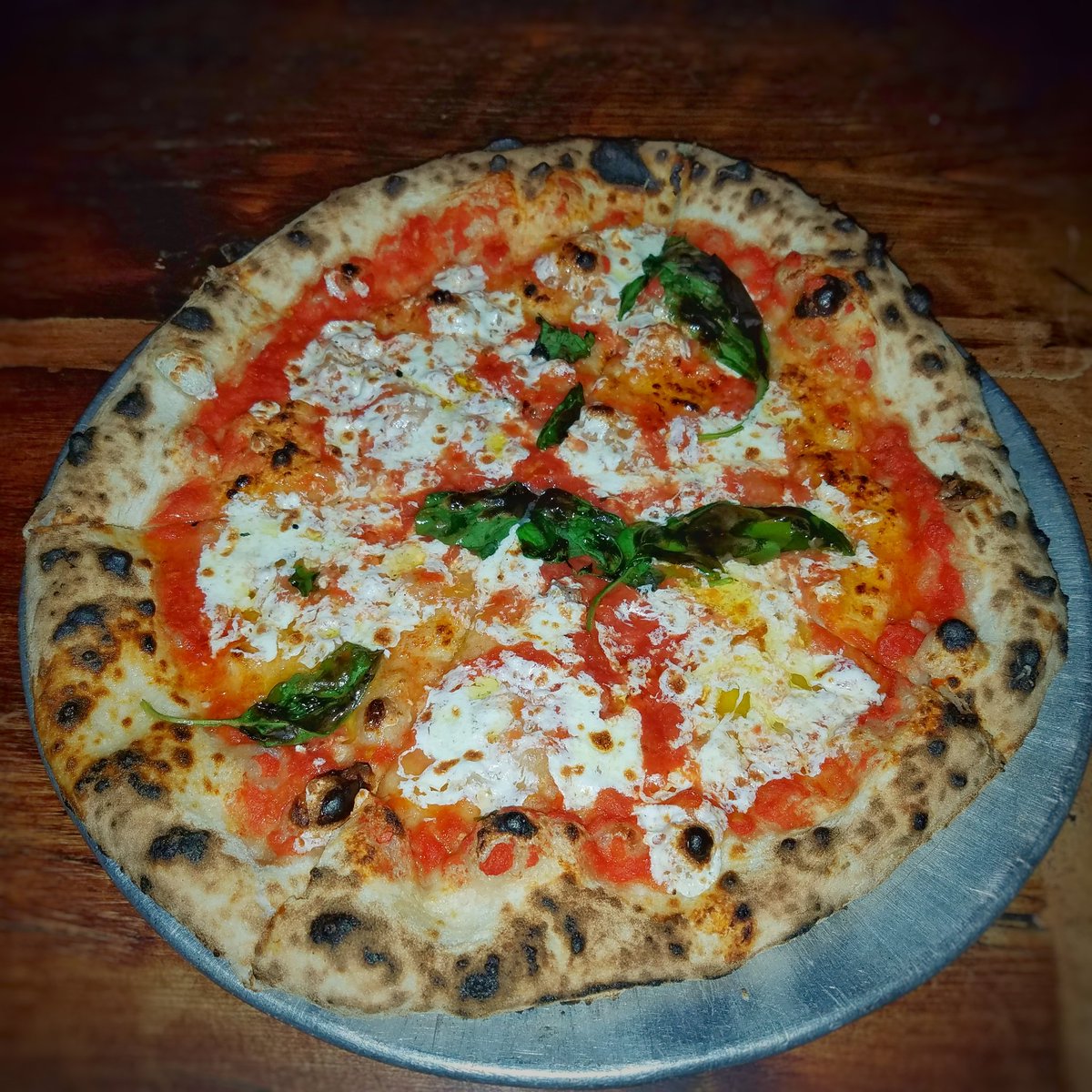 OneCheesetoGo's tweet photo. Started this impromptu #brooklyn pizza tour @pauliegee 
Didnt see the Great-Man hisself but I had some fantastic pie
#onecheesetogo https://t.co/RdhLttrUen