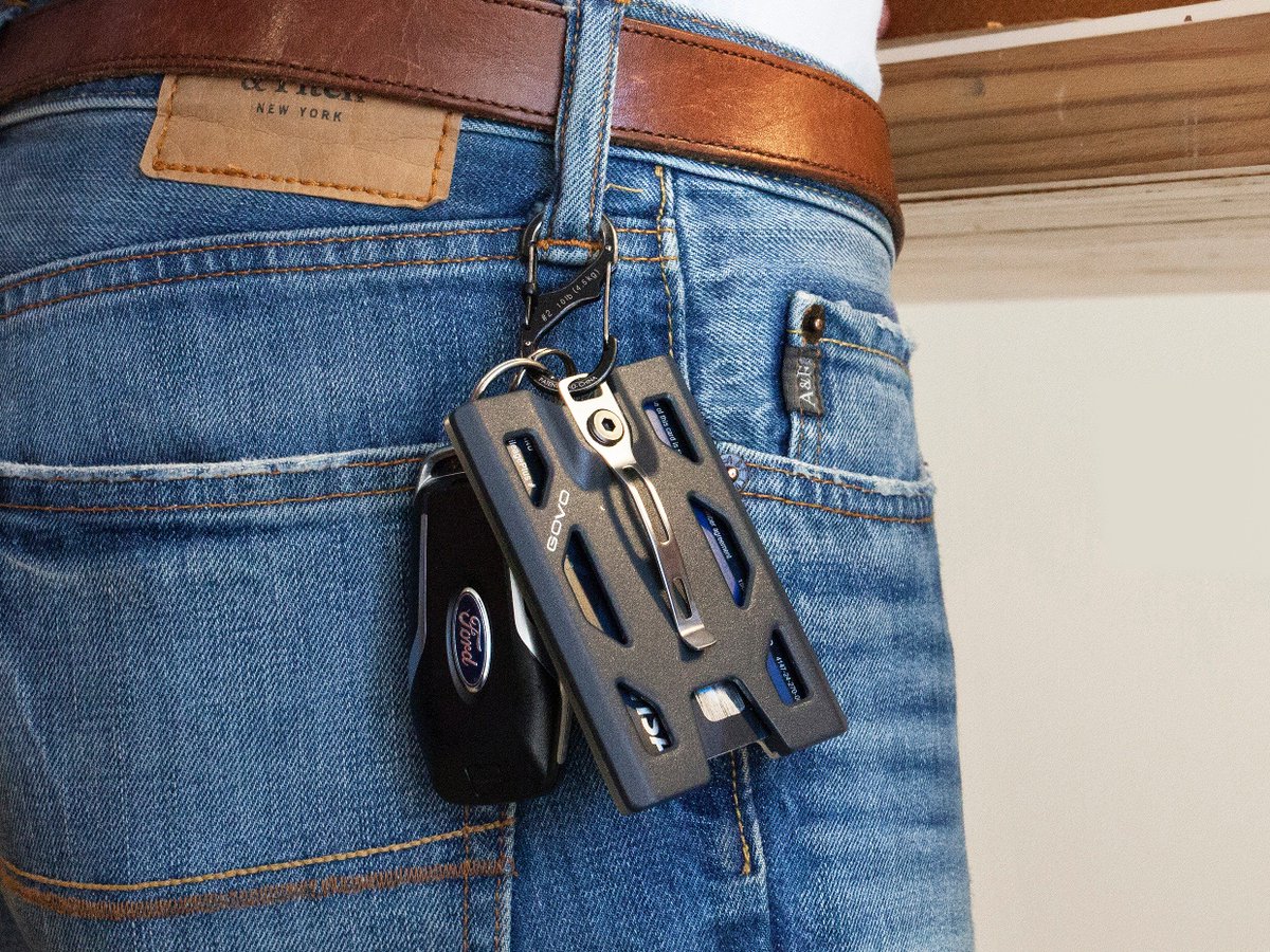 govoproducts's tweet photo. Wear GOVO Badge Holder &amp; Wallet any way you want!
Please back us on Kickstarter.
https://t.co/PfHbqFl9h1 https://t.co/H0uFyxaud7