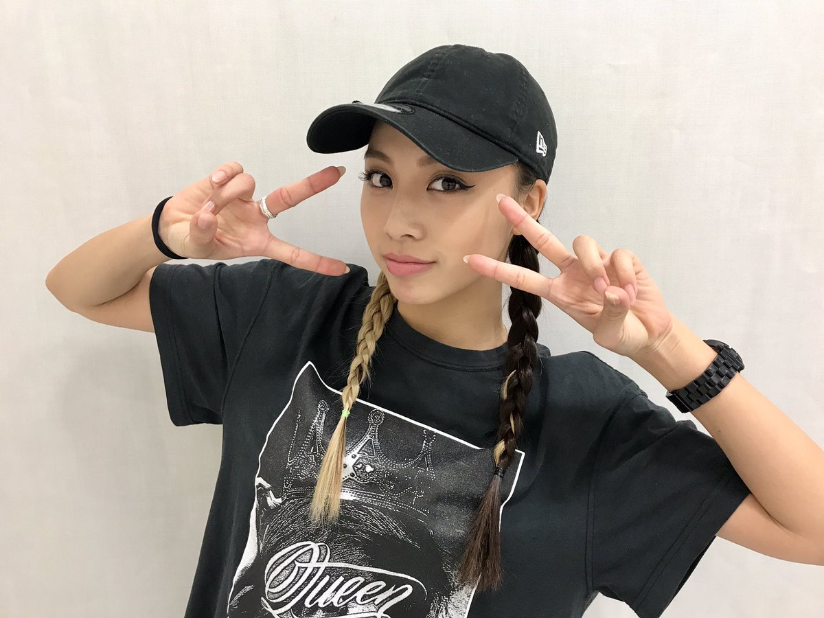 lol_avex's tweet photo. 🌟honoka happy birthday🌟

#avex #エルオーエル 
#honoka https://t.co/wMDlqUo8sb