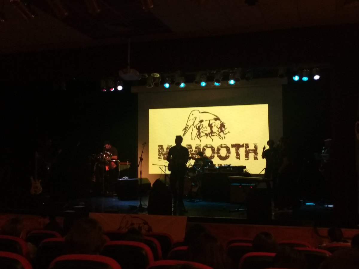 D_viktorferS's tweet photo. Excelente presentación Grupo #Mamooth @CCULTURALGM @Munivillalemana @Enfasis95_5FM @RitoqueFM @villalemanagram 👌🎶🎶🎶#Rock #Villaalemana https://t.co/rpWfoTlEUs