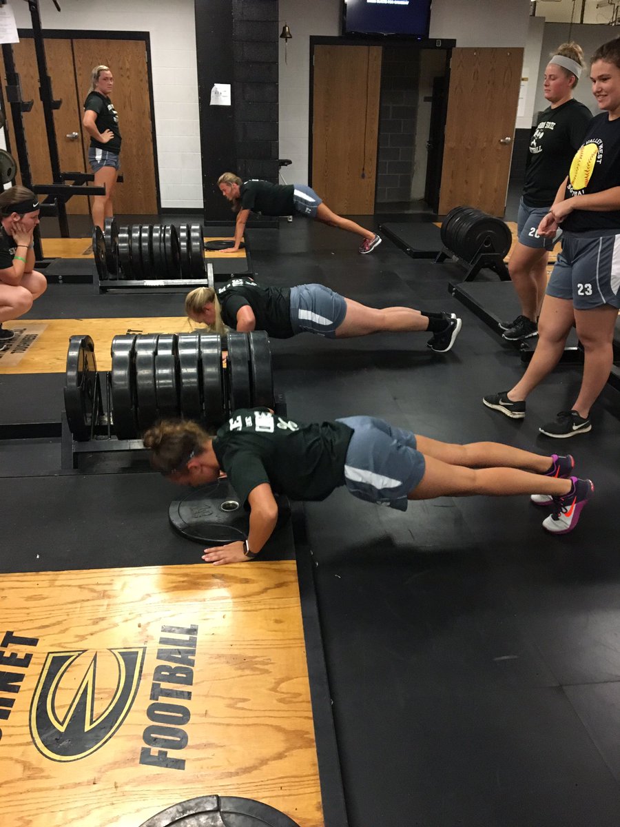 EState_Softball's tweet photo. Day 2 in the books! Lots of positive energy for testing! #Team45 #BetterEachDay #Respect60 https://t.co/uS7bvZE52t