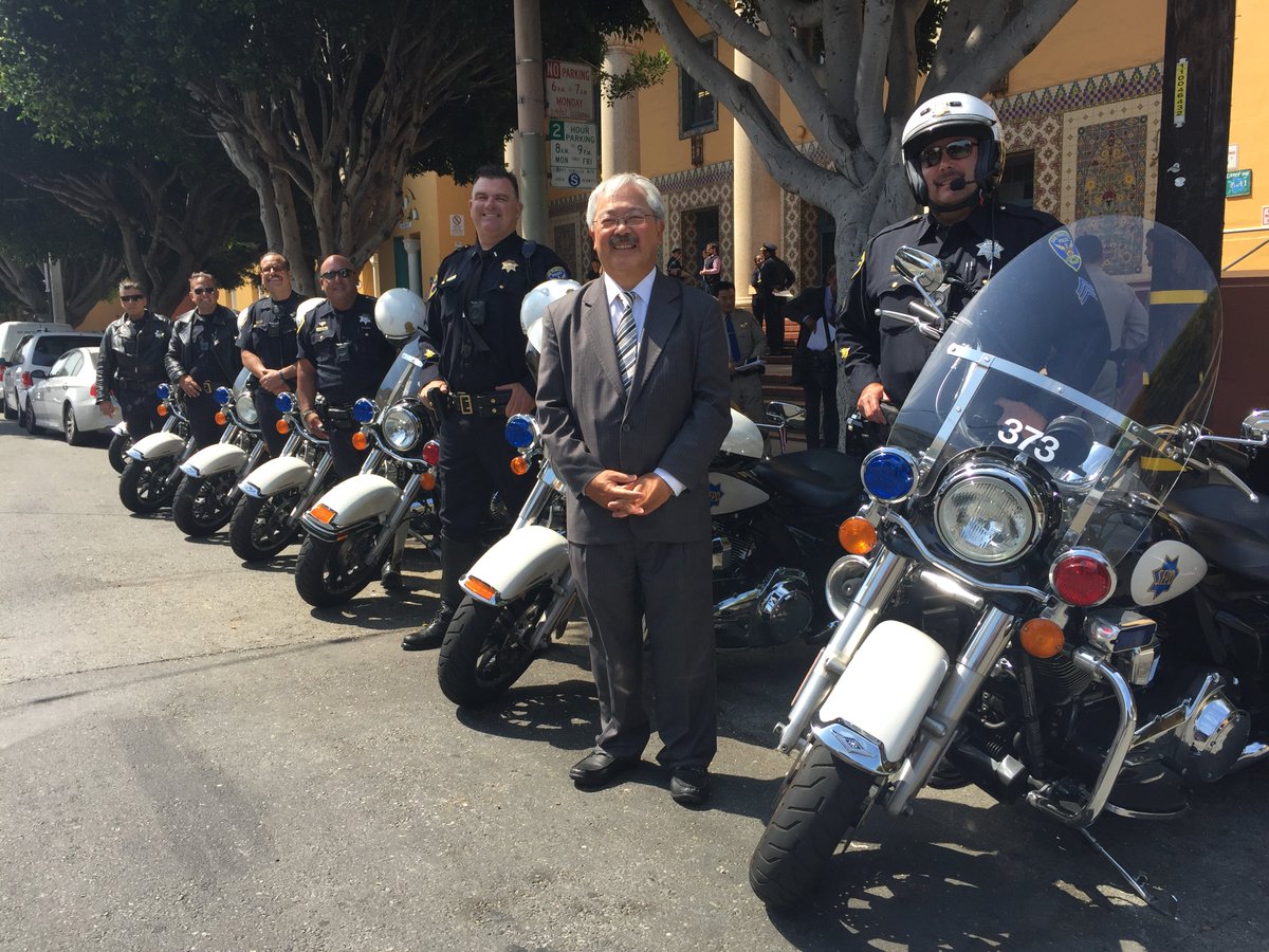 mayoredlee's tweet photo. We want to thank our public safety professionals, all of whom will be working tomorrow. https://t.co/7VFhMOOI7z