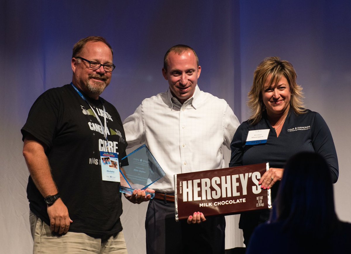 fourdiamonds's tweet photo. Congrats to Mike Barber, #MiniTHON advisor at @NMS_PolarBears, for winning the Leadership Development award for a veteran school at #MTLS17! https://t.co/kL633673jM