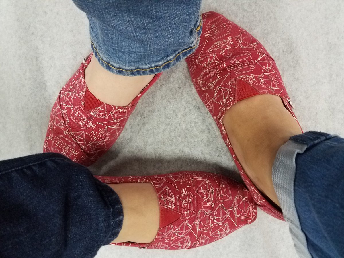 CHHSMathDept's tweet photo. Geo Trio is always thinking about triangles #geoshoes #chhsmathrules https://t.co/BvL5qc9n7x