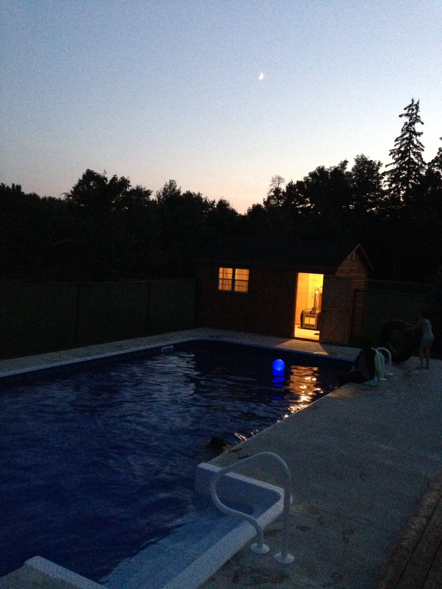landwaterfork's tweet photo. It's a brisk nighttime swim. https://t.co/TCpRzCqW4y