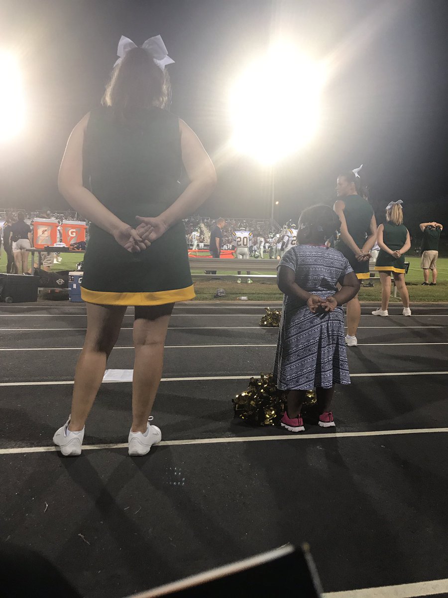 BC_cheer's tweet photo. Had a future Yellow Jacket join us tonight to cheer on our players! #forthekids #FridayNightLights #bchs @BessemerHigh https://t.co/l2M6u8YS5V