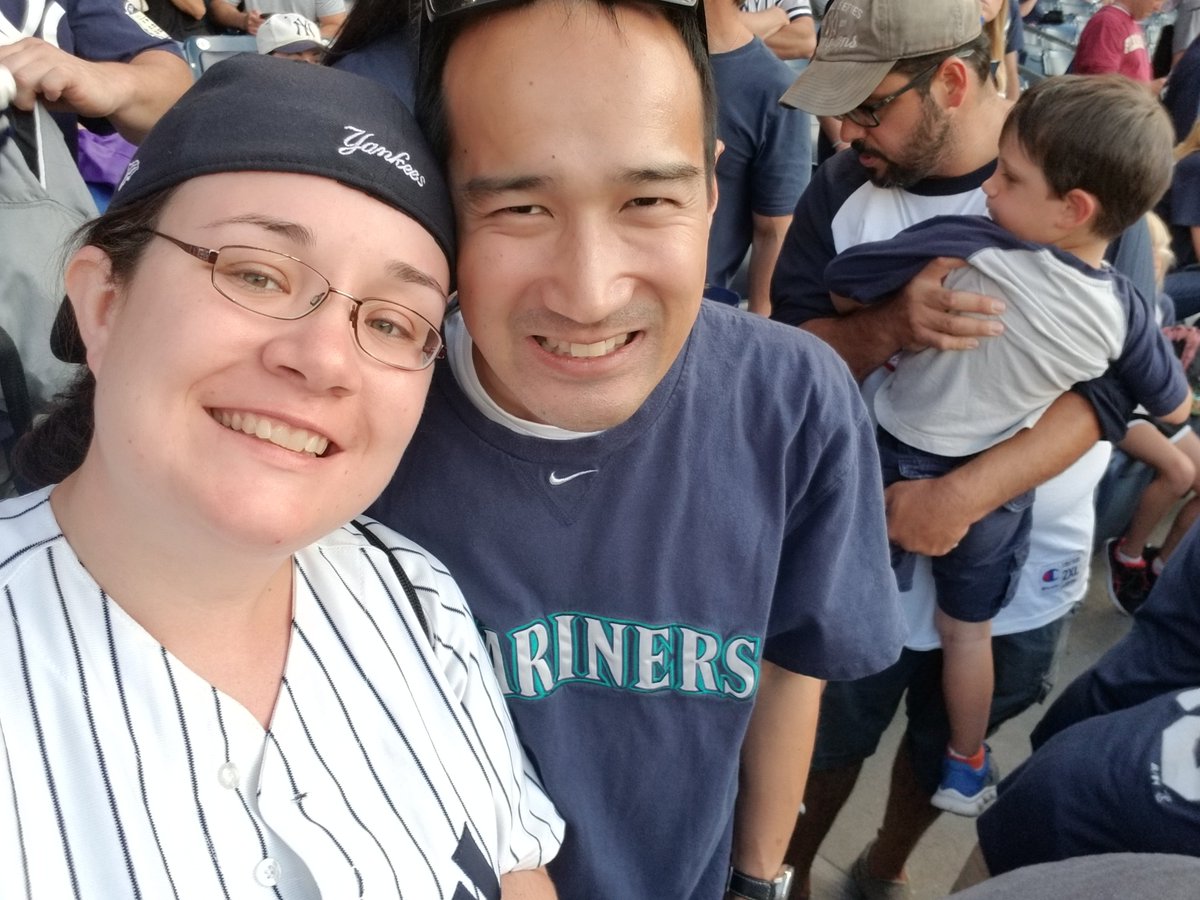 Jetes's tweet photo. #MobilizingNY
My boyfriend & I traveled from Seattle! House divided! Let's go Yanks! https://t.co/Mv1Js7qWa4