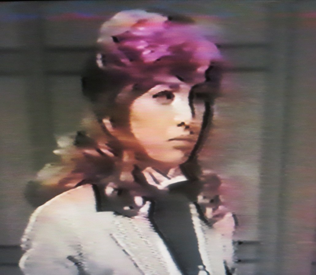 ケイト 昔 関西テレビで放送されてた宝塚 はいからさんが通る とにかく皆さんお若い そしてまだまだ必死感満載なのに 編集長 役のウタコ 剣幸 さんは既にお芝居上手で少尉に紅緒と交換条件で結婚する事を告げる時 言わなければフェアじゃない