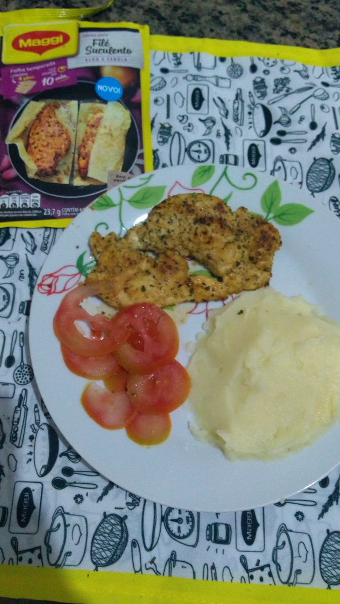 ericablangis's tweet photo. Leia meu comentario sobre Maggi Filé Suculento ®: https://t.co/Uzg5hO4aJG. Eu experimentei de graca (ou com desconto). https://t.co/2VGRK8GZWr