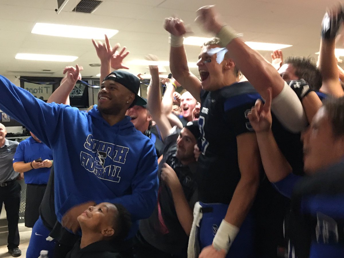 TomMoorePhilly's tweet photo. .@JusAnderson1 taking selfie in victorious @CBSouthFootball locker room. @Titan_Terror @CBSouthHS #Sixers https://t.co/mLo33EPouL