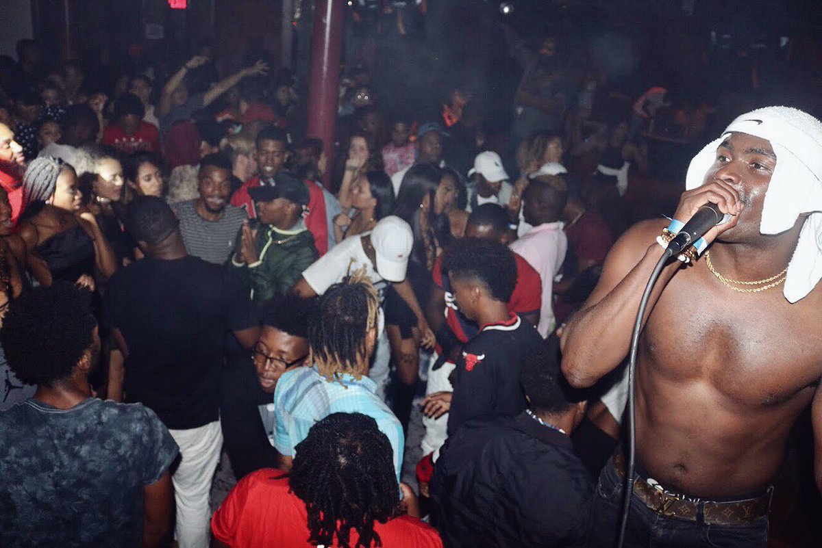 campaignchefp's tweet photo. skinny-fat niggas been winning lately wo ++++

#TeamLittyForever
#HostOfTheYear 
I get love in the 6 

[shots by @littymobsal] https://t.co/Dm20FTQxoc
