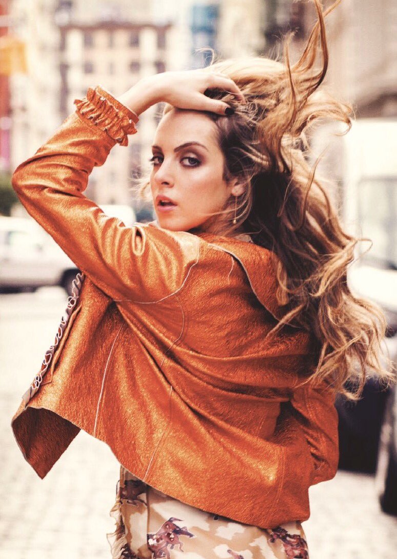 Thank you, <a href="/NylonMag/">NYLON</a> ☀️🍊