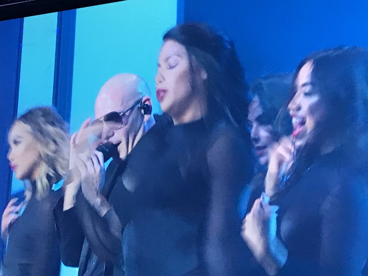 BigDaddyHDRK's tweet photo. Just blew it up #Fireball @pitbull & @TheMostBadOnes #InterlineBrands #2017APC
#GetSome https://t.co/enwUFuTxvv
