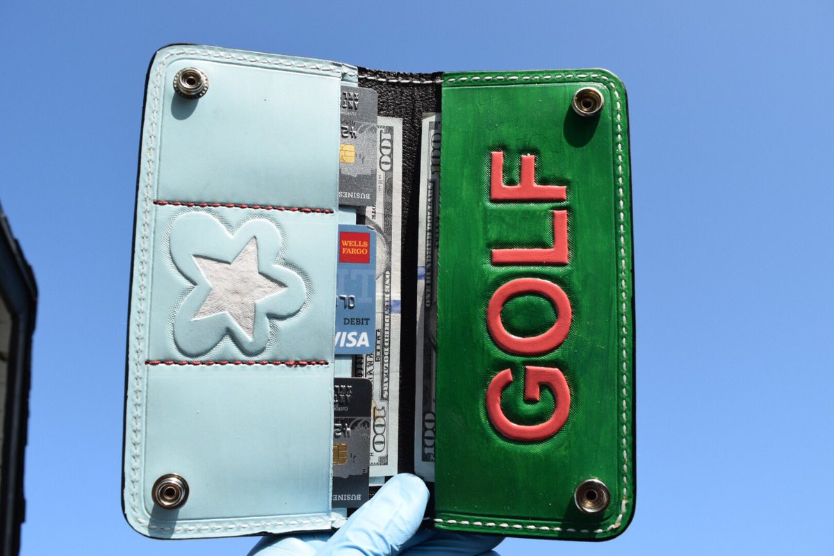 XklsvSolis's tweet photo. Finally finished making this wallet for @tylerthecreator! RT my art &amp; help me get this too him! 🐝🌻 https://t.co/R1wrsofloE