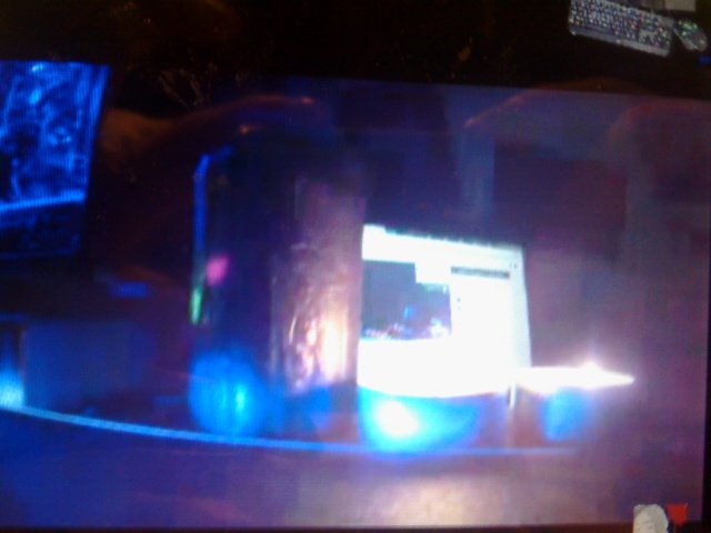 Mariang519's tweet photo. #FANTASMAS3AM
Miren esa luz morada q acaba de aparecer Wtf!! https://t.co/OmoUt1Pvxv