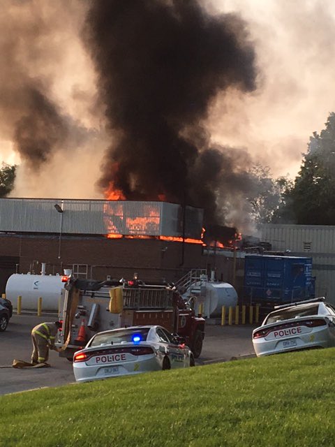 _markberney's tweet photo. While @TwpofScugog firefighters were battling a rooftop fire @Lakeridge_Health_Port_Perry staff put their emergency plan to work. Well done https://t.co/zbNAUi2CQW