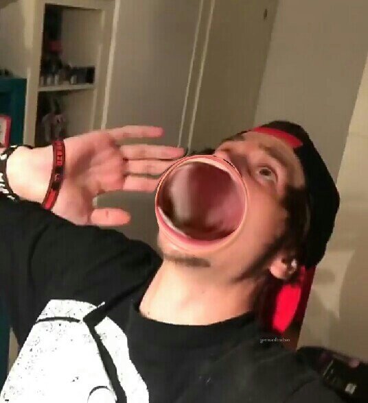 pozoleSquad's tweet photo. @elomgsquad #RubiusMeme NO LO HAREMOS https://t.co/NX7ofpIyNk
