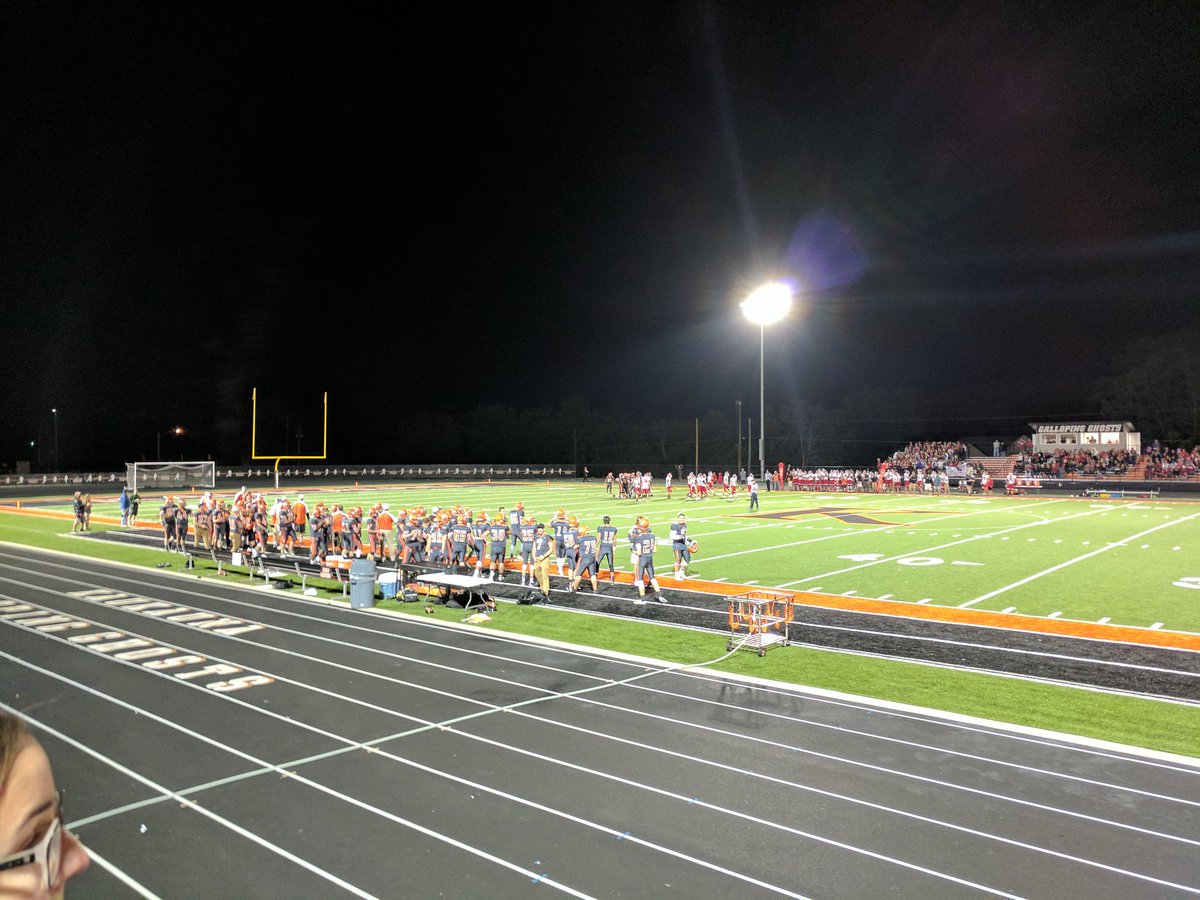 KaukaunaGhosts's tweet photo. FINAL! Ghosts 26 Hortonville 20 #hsswi https://t.co/0qBB0JbyDA