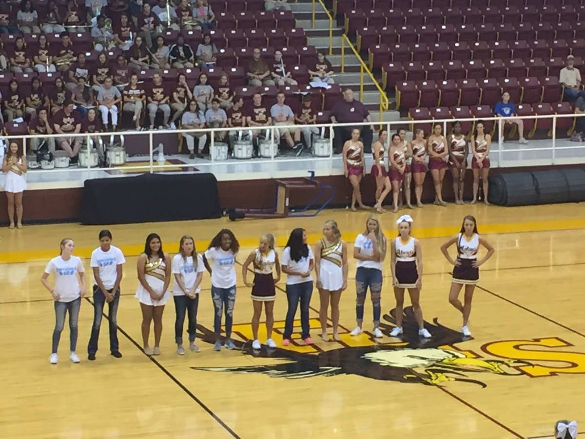 FairfieldISD's tweet image. Meet our Eagles! We are going to have a great year! #fisdlearn