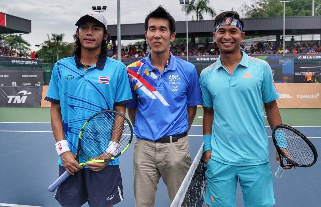 Breaking: Medali EMAS ke-DUA PULUH EMPAT dipersembahkan oleh Christopher Rungkat di nomor Tennis Men's Singles #SEAGames2017 YESSSS