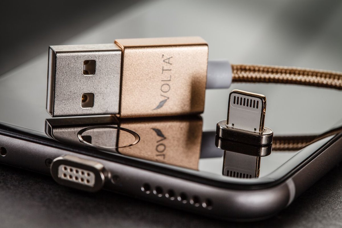 GadgetFlow's tweet photo. Cross-Device Magnetic #ChargingCable by @voltacharger https://t.co/wq8XACDdSX One cable for all of your devices! #everydaycarry https://t.co/W8e9rX5RAj