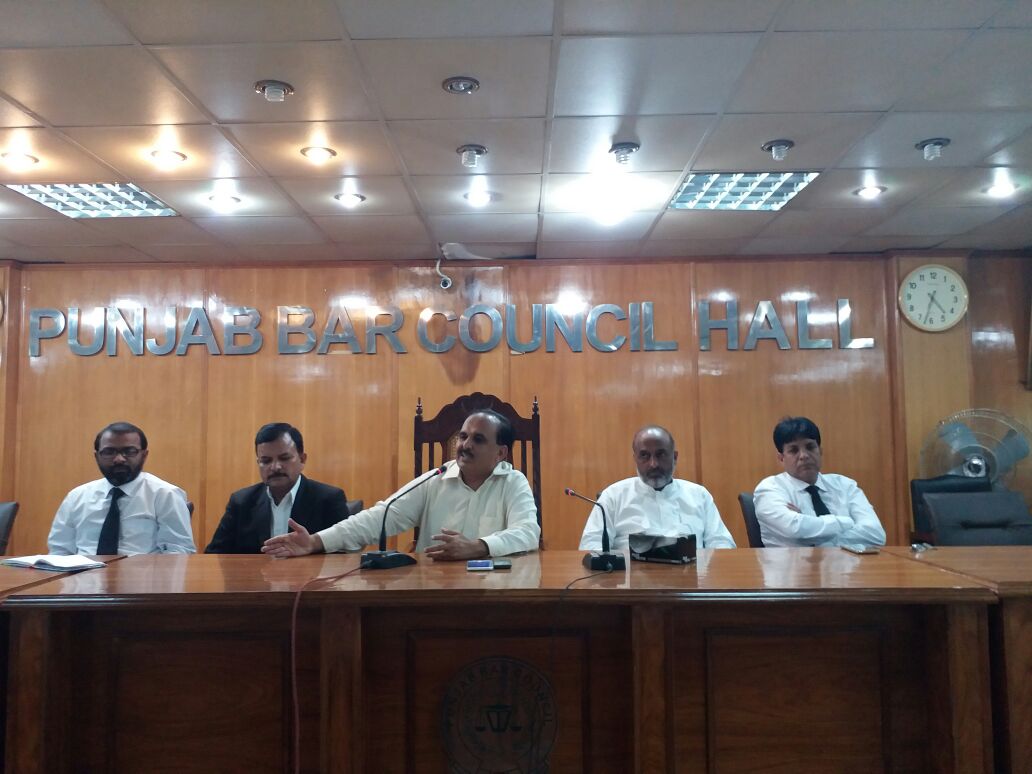 Pbbarcouncil's tweet photo. Syed Azmat Ali Bukhari learned CEC was addressing staff for promoting working and also direced staff to wear uniform in Punjab Bar Council. https://t.co/LgIiBDi5S7
