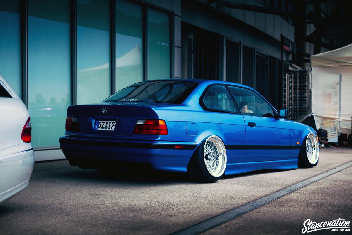 pick up car photo tweet media