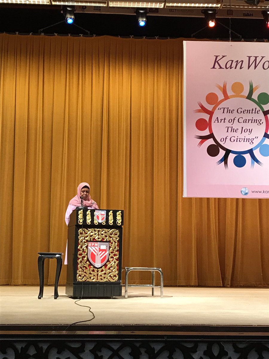 tpnora's tweet photo. Speech by the President #KanWork #charity #hightea #mygift2kanwork #upmalumni #upm https://t.co/0C2PaybhVm https://t.co/T8QiTsQ8Jy