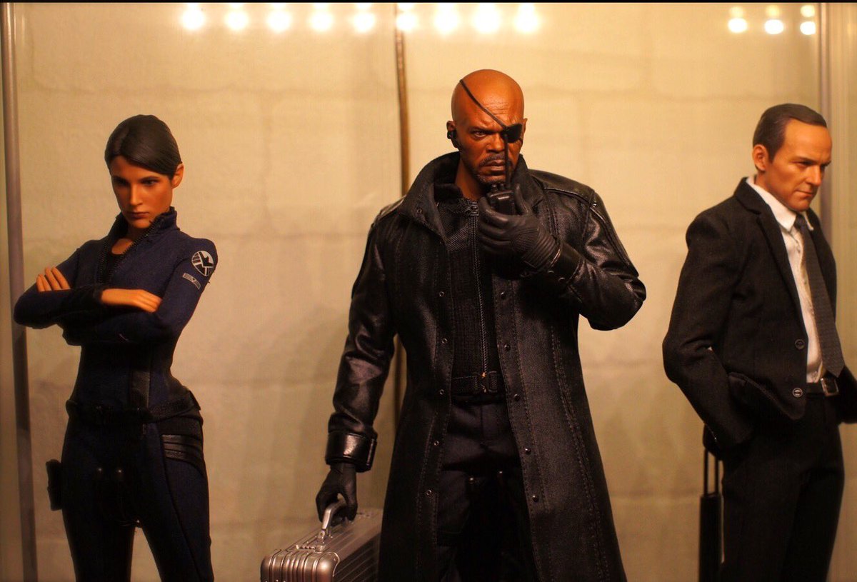 Design Works 喪中 A Twitter シーズン4の第3話で愛車ローラのカーチェイス良かった シールドって組織は狡猾なんだけど コールソンによって辛うじて理念が保たれてるトコが好きなんだよなぁ Wowwow エージェントオブシールド Agentsofshield Hottoys