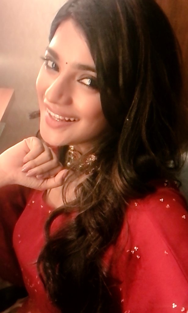 im_aathmika's tweet photo. Don't forget to #smile 😄 https://t.co/abe2uzdK8j
