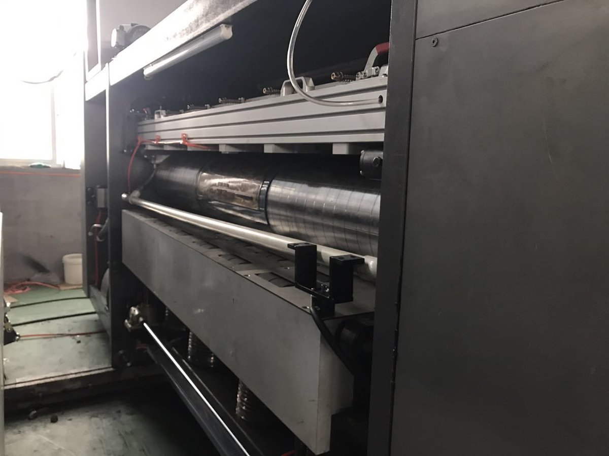 automatic flexo printing slotting die cutting with folder gluer bundling inline.High speed. Ceramic roller. SUN colorful doctor blade.