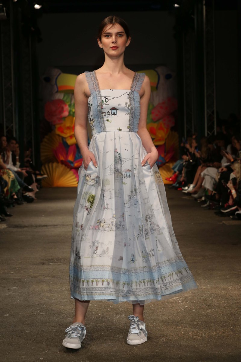 BafweekOficial's tweet photo. #BAFWEEKShows - #MilaKartei https://t.co/IBojpe1pnX
