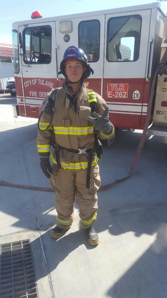 Austinnnn21's tweet photo. Very sad to leave this program behind but also very grateful to have had the opportunity to learn about the fire service🚒 https://t.co/XfBzx70F7k