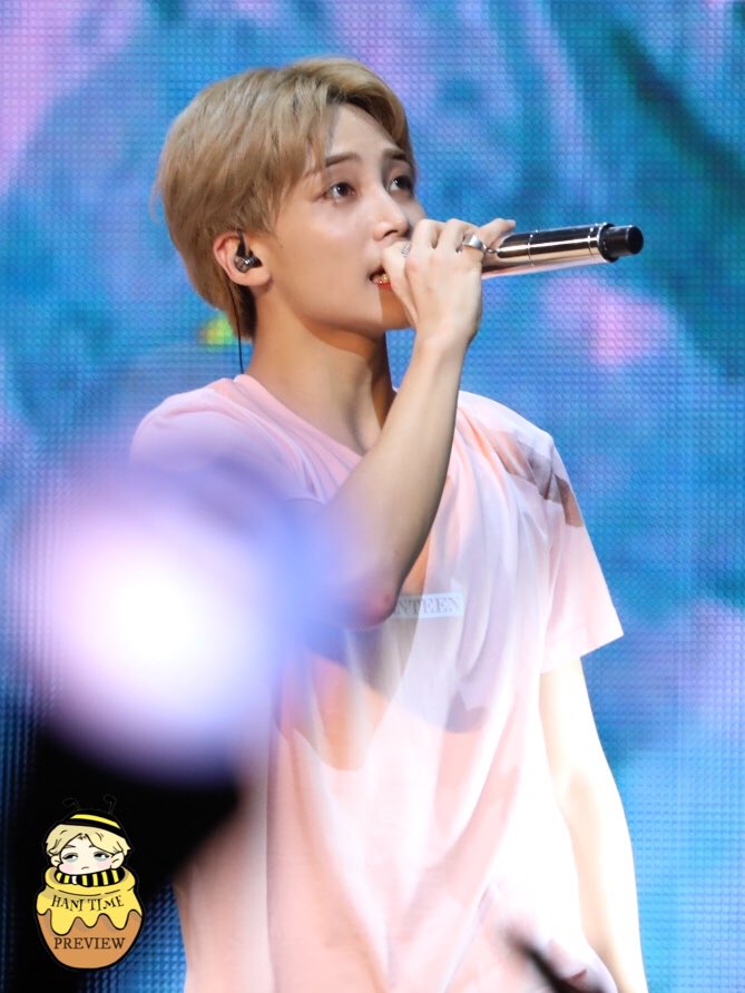 Adoring_SVT's tweet photo. [PREVIEW] 170825 (Toronto Time) #SEVENTEEN Diamond Edge in Toronto - Jeonghan

#세븐틴 #정한 
[© Hani Time] https://t.co/0tAEYP0wG4