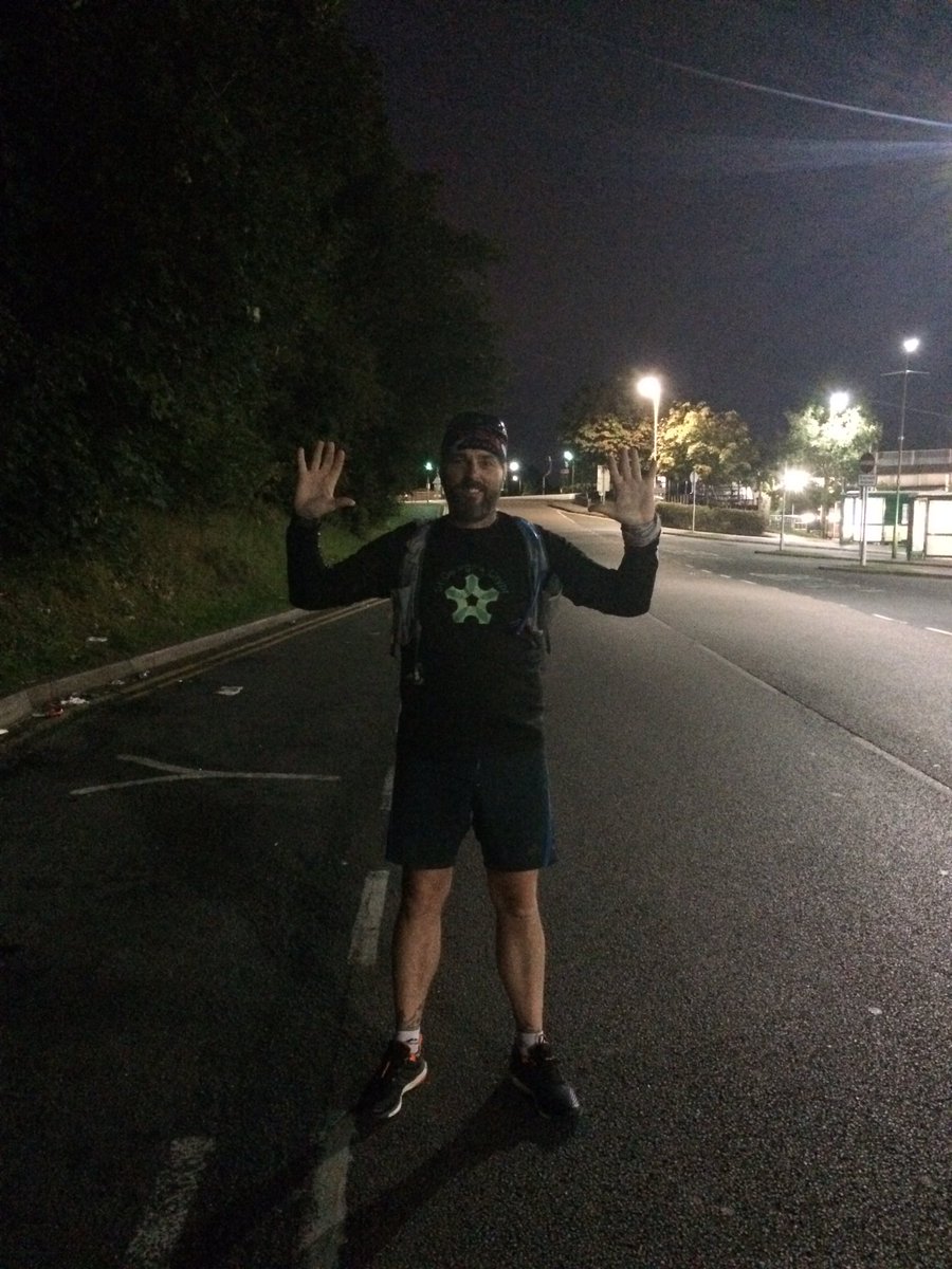dryingout's tweet photo. My 10th Marathon! From Wakefield to Wembley for the #ChallengeCupFinal2017 raising money for @CryptLeeds https://t.co/XVp5zfiKi1 @TheRFL https://t.co/egfgdLZbq1