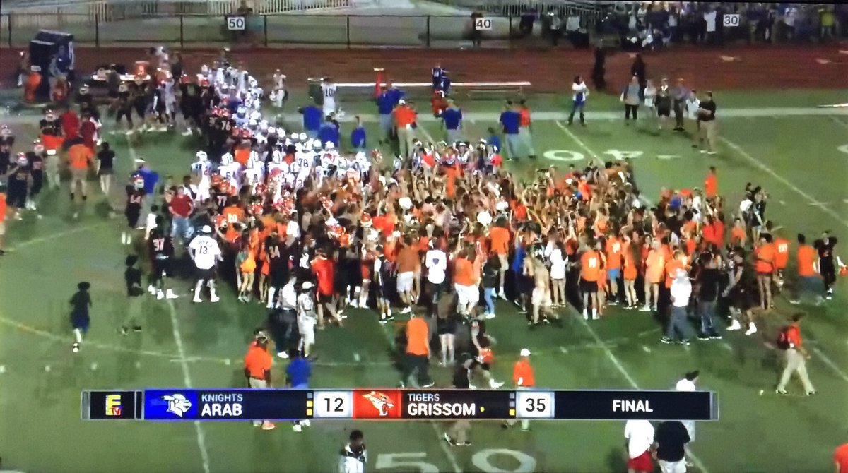 GHSuperfans's tweet photo. Your Grissom Tigers snap a 20-game losing streak, and defeat Arab (35-12) in the first game of the @coachCEnglish ERA ‼️🏈👏 #Undefeated https://t.co/C0LXPGdhWA