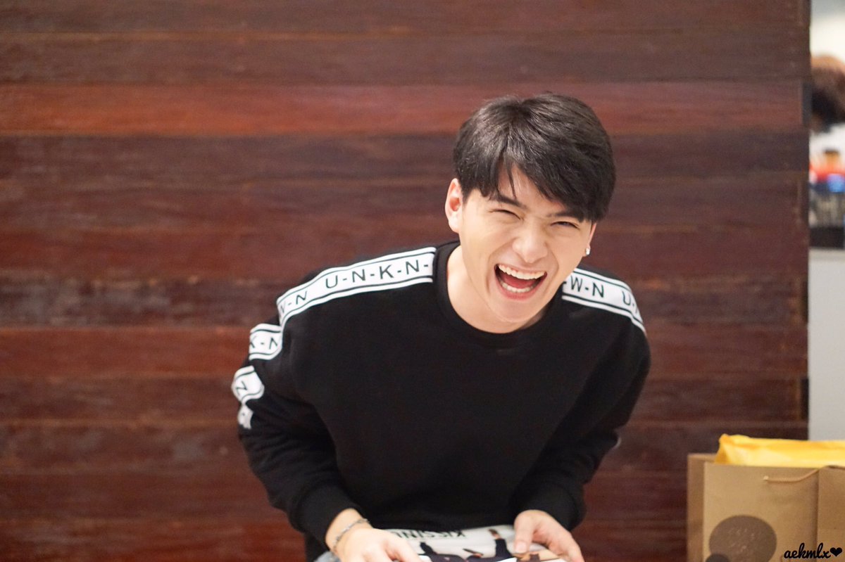 AeKamolluck's tweet photo. กลับมายิ้มเร็วๆนะตะหนูเอ้ย😆💗  @kristtps https://t.co/LRsvncMsaS