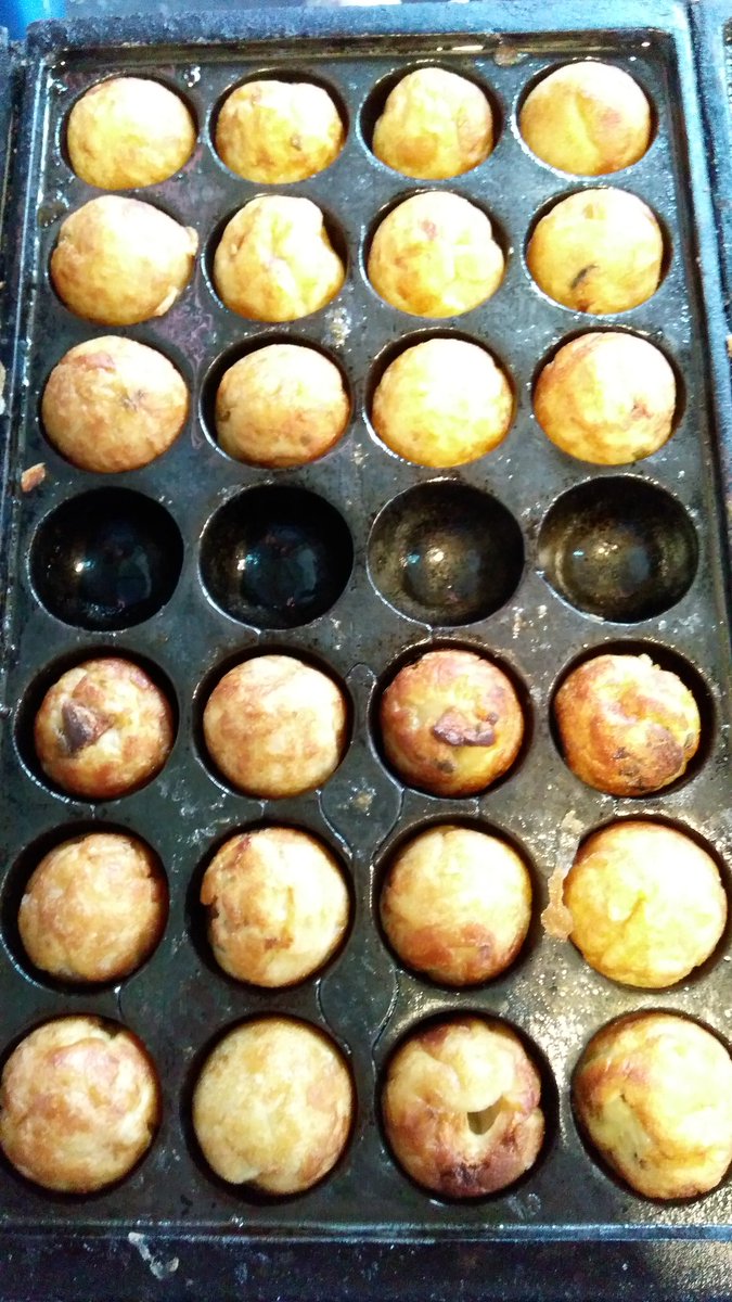 onii_tako's tweet photo. Octopus ball 😘 https://t.co/vht6cutAFm