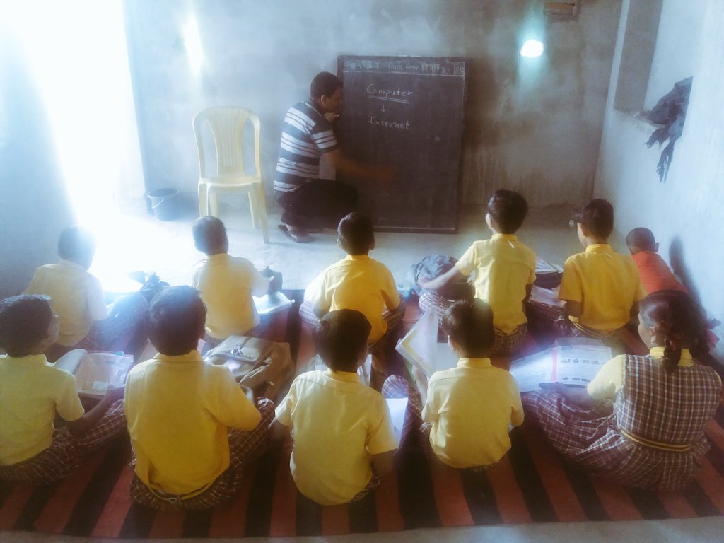 #GP3600ForRajIA

विद्यालय में कक्षा 4 के बच्चों को कंप्यूटर पढ़ाया ।  बड़ा अच्छा लगा । 

विरोध का नया तरीका सूचना सहायक
<a href="/IA_Union/">IT Union Rajasthan Official</a>