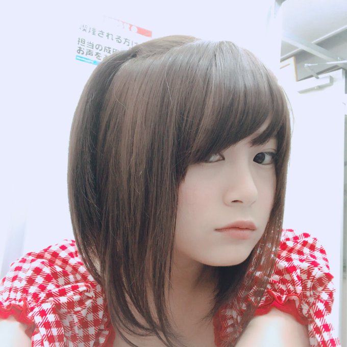 Kof98のcm可愛い水着美少女はramu 爬虫類好き教祖のカップや彼氏は