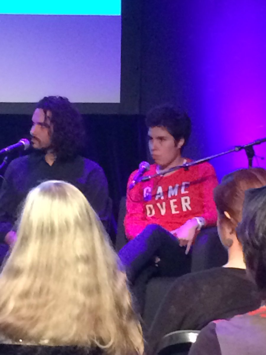 krissykneen's tweet photo. @EllenvanNeerven #heartfriend https://t.co/GJ1ADIJLm7