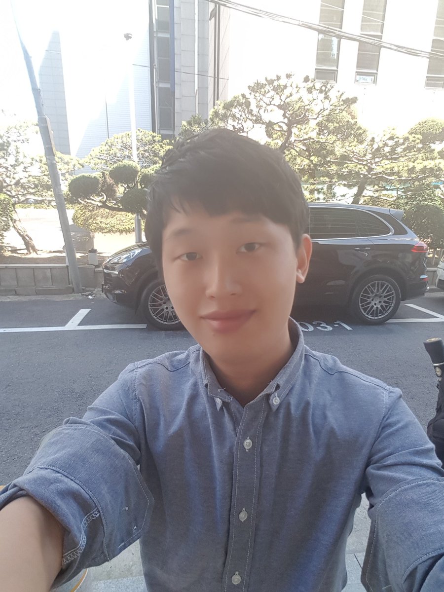leewonjae_'s tweet photo. #RESPECT_U
ํ์ฅ๋ฑ๋ก ๋์ฐฉ ใ
ใ
https://t.co/ulXccjn9re