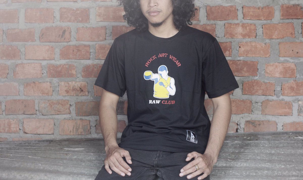 {New Arrival} Tshirt Raw Fight | Size: M-XXL | Cotton 30s | IDR 125K | Available in our Store &amp; Online Order!🔥