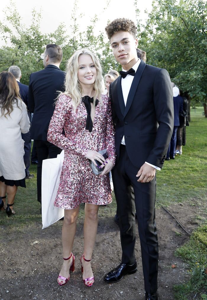 updateszrian's tweet photo. New pictures of Zara &amp; Brian from yesterday https://t.co/B5jbSRS7kI