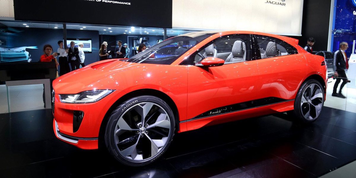ecarshu's tweet photo. 500 darab előrendelés érkezett eddig a Jaguar elektromos modelljére https://t.co/7Weaig3CnN #jaguar #magyarorszag #magyarhirek #kovess https://t.co/MPsrAit6YW