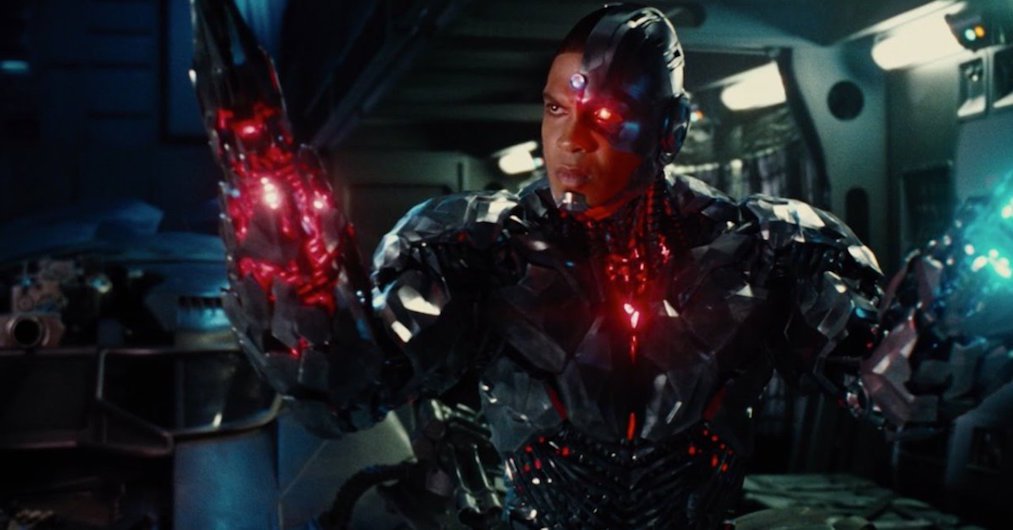 http://ign.com/articles/2017/08/10/justice-league-adjusting-the-tone-of-the-cyborg-character-was-part-of-the-reshoots… 영화 <저스티스리그>에서 사일러스 스톤(사이보그 아버지)역을 맡은 배우 조 모튼이 사이보그의 톤이 약간 수정되었으며 스튜디오가 영화가 너무 어둡기에 가볍게 조정할 필요가 있다고 한 말을 들었다고 진술했습니다.Translate post