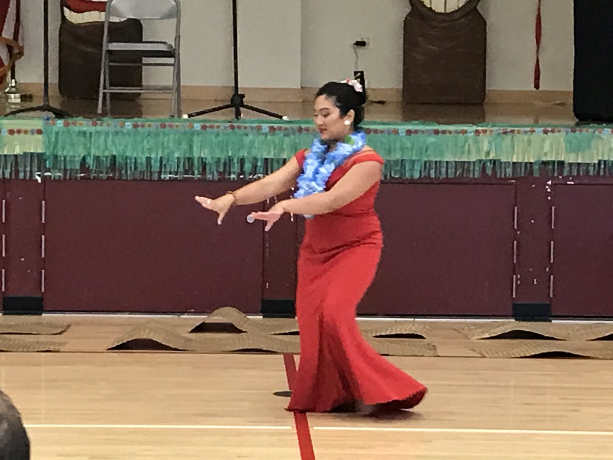 ihmcougars's tweet photo. 🌺Taste of Aloha Luau 🌺what a night!🌺authentic 🌺delicious 🌺community🌺#ihm❤️#whatdoyoumeanitstimetogohome https://t.co/4b0zTblFha